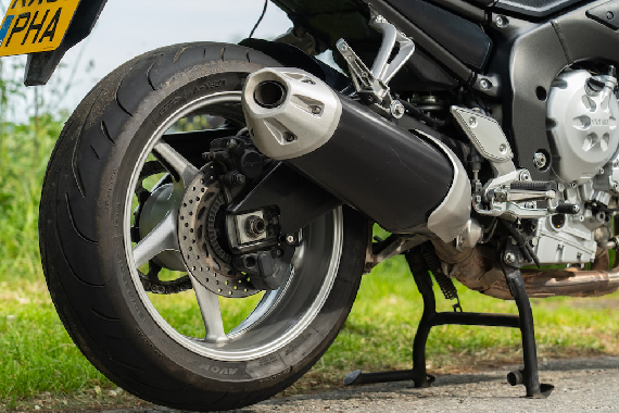 Avon Motorcycle Tyres Vs Competitors: Identifying The Key Differences